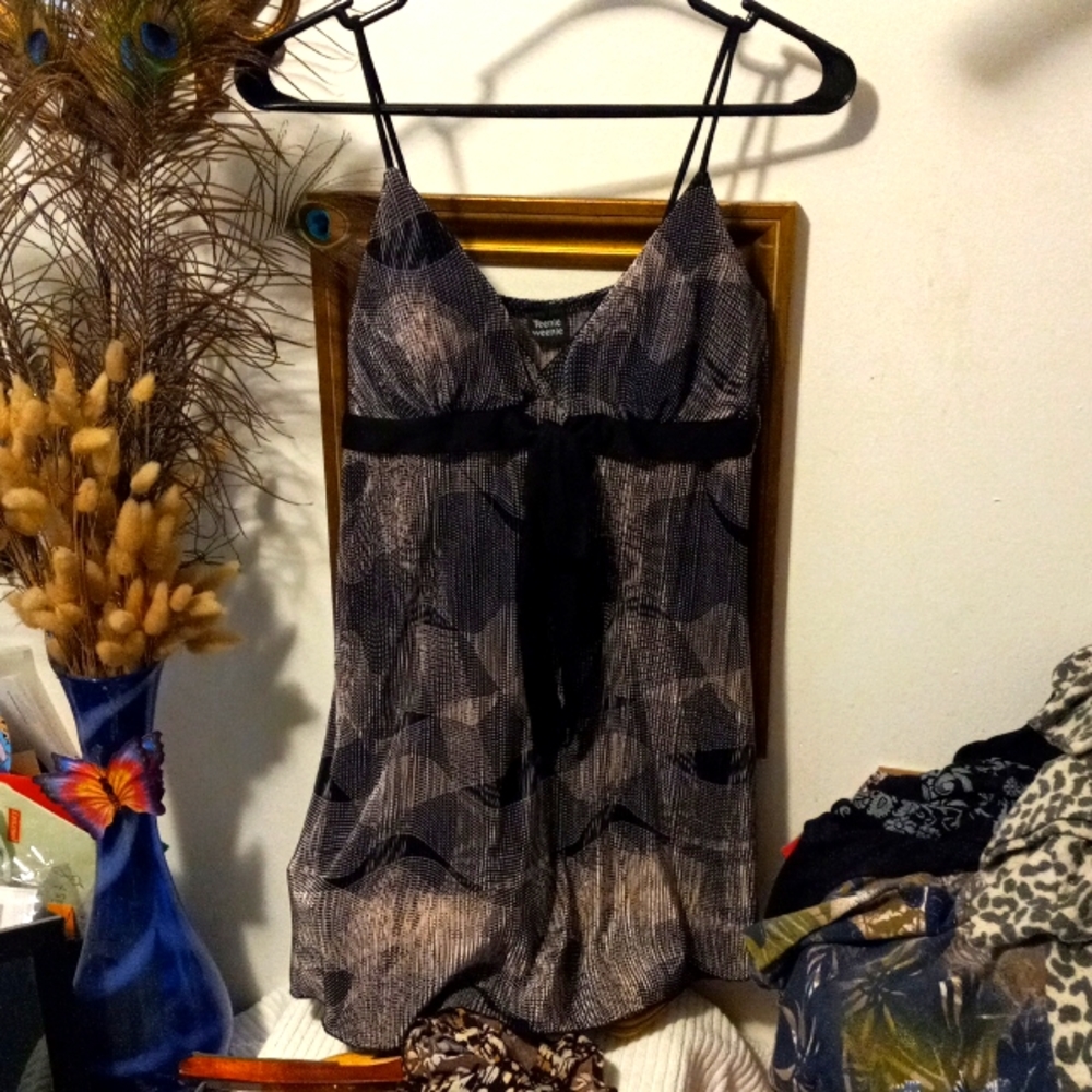 Teenie Weenie Spaghetti strap top , blouse super cute for Spring or summer